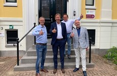 Afbeelding 1 van Ondertekening raamovereenkomst verduurzaming woningen
